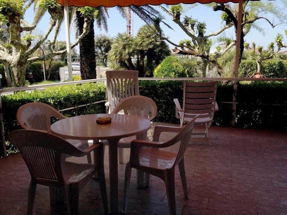 Hotel Brasilia Marina di Pietrasanta Exterior photo